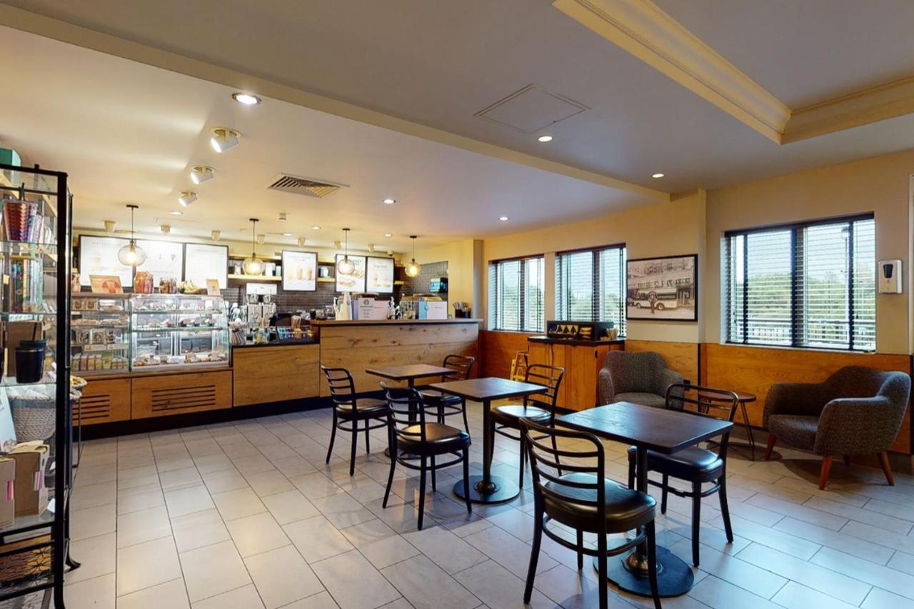 Village Hotel Newcastle Holystone  المظهر الخارجي الصورة