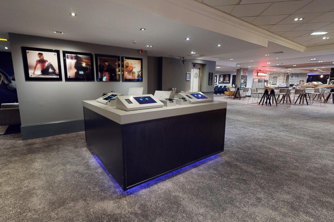 Village Hotel Newcastle Holystone  المظهر الخارجي الصورة
