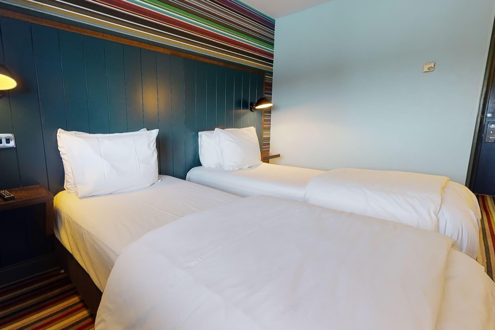 Village Hotel Newcastle Holystone  المظهر الخارجي الصورة